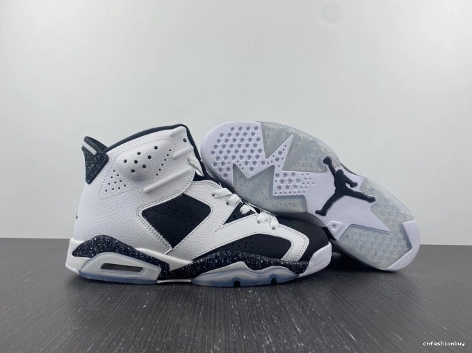 6 Jordan Retro 384664-101 Oreo 1105